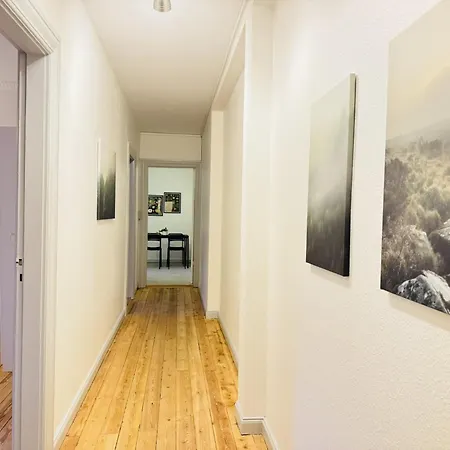 Aday - Beautiful And Spacious 4 Bedroom - Heart Of