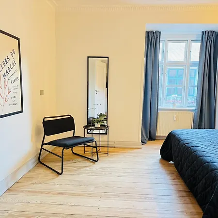 Aday - Beautiful And Spacious 4 Bedroom - Heart Of Apartment Aalborg