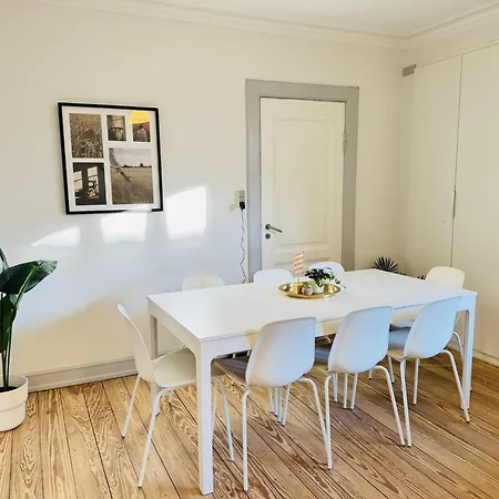 Aday - Beautiful And Spacious 4 Bedroom - Heart Of Apartment Aalborg