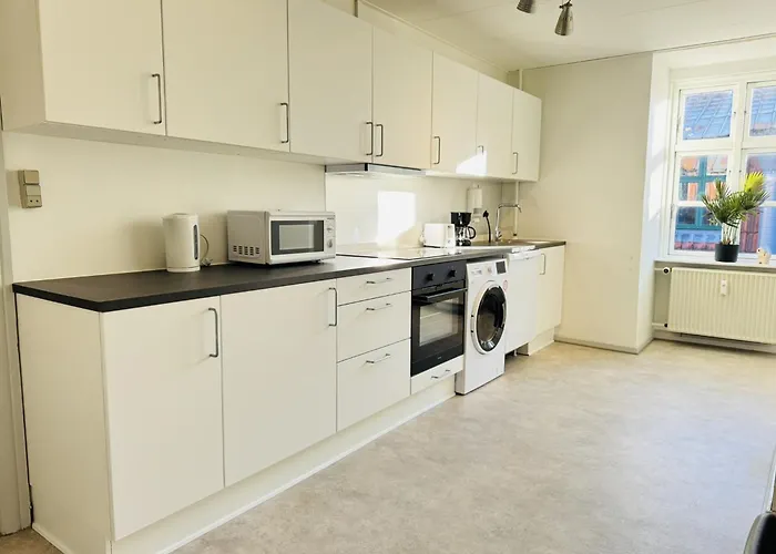 Aday - Beautiful And Spacious 4 Bedroom - Heart Of Ålborg