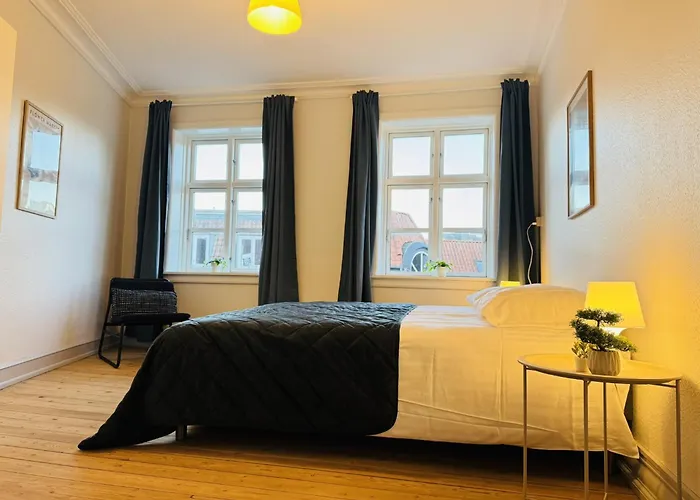 Lägenhet Aday - Beautiful And Spacious 4 Bedroom - Heart Of